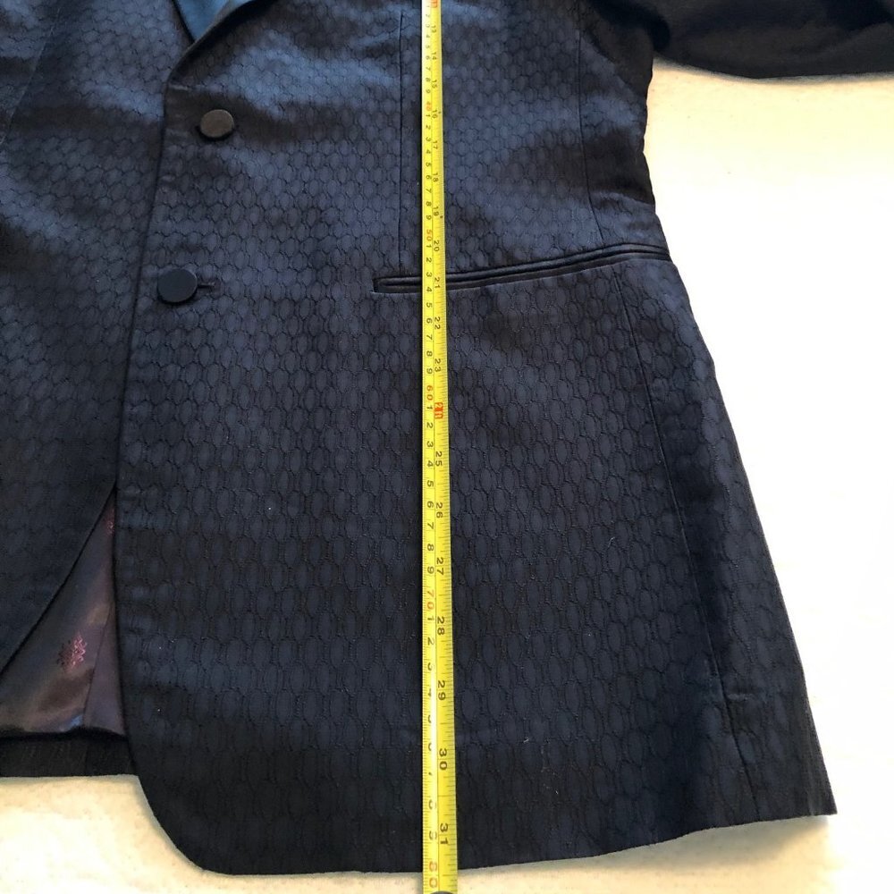 Claiborne Lux Men's Shawl Lapel Tuxedo, sz 42R, color Black, Textured Fabric - Picture 12 of 13